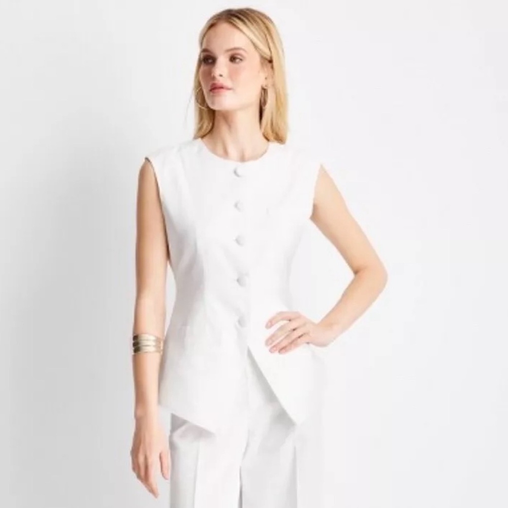 FUTURE COLLECTIVE WHITE VEST Jenee Naylor Sleeveless Button Front Vest size 10